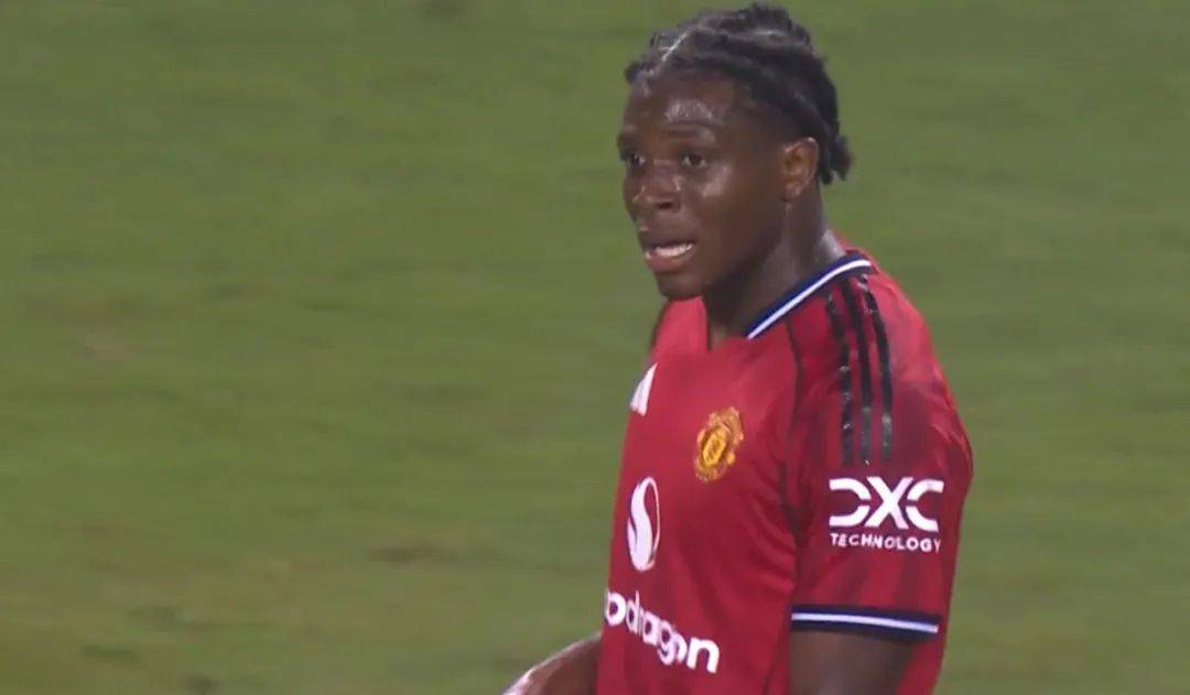 阿莫林钦点曼联一人可比大巴黎铁闸！落选领袖团队，大英卡洛斯不满